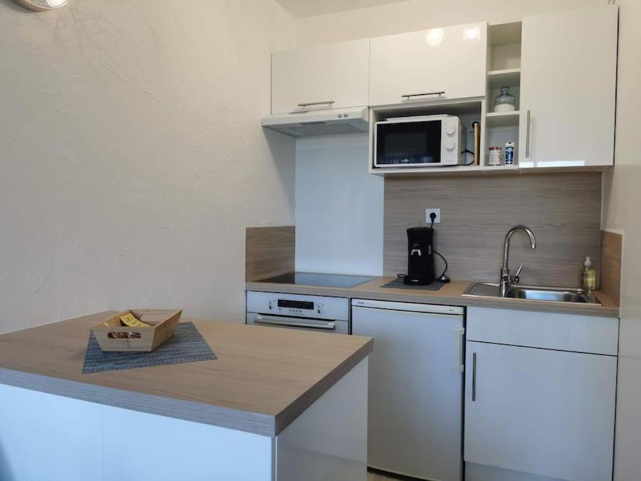 Appartement Acces Direct A La Plage Bernières-sur-Mer Zewnętrze zdjęcie