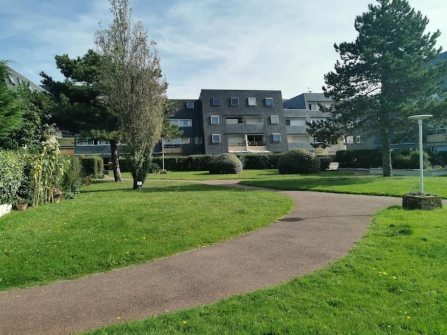 Appartement Acces Direct A La Plage Bernières-sur-Mer Zewnętrze zdjęcie